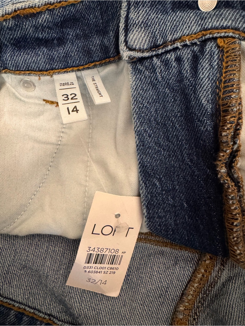 LOFT Blue Straight-Leg High Rise Jeans. Size 32. NWT. Sides are darker denim - Picture 9 of 10